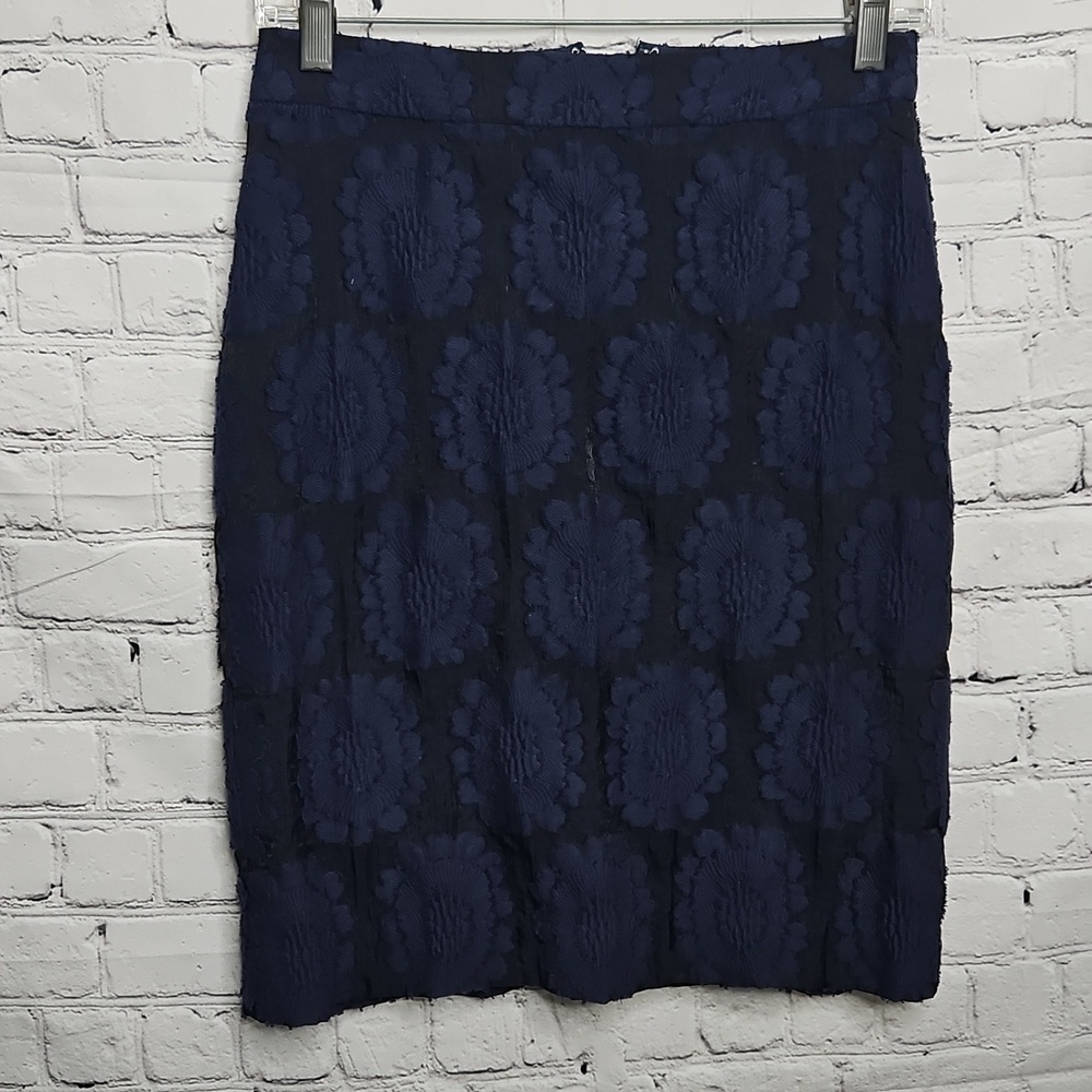 Ann Taylor Black Blue Lace Pencil Skirt Size 00 Petite